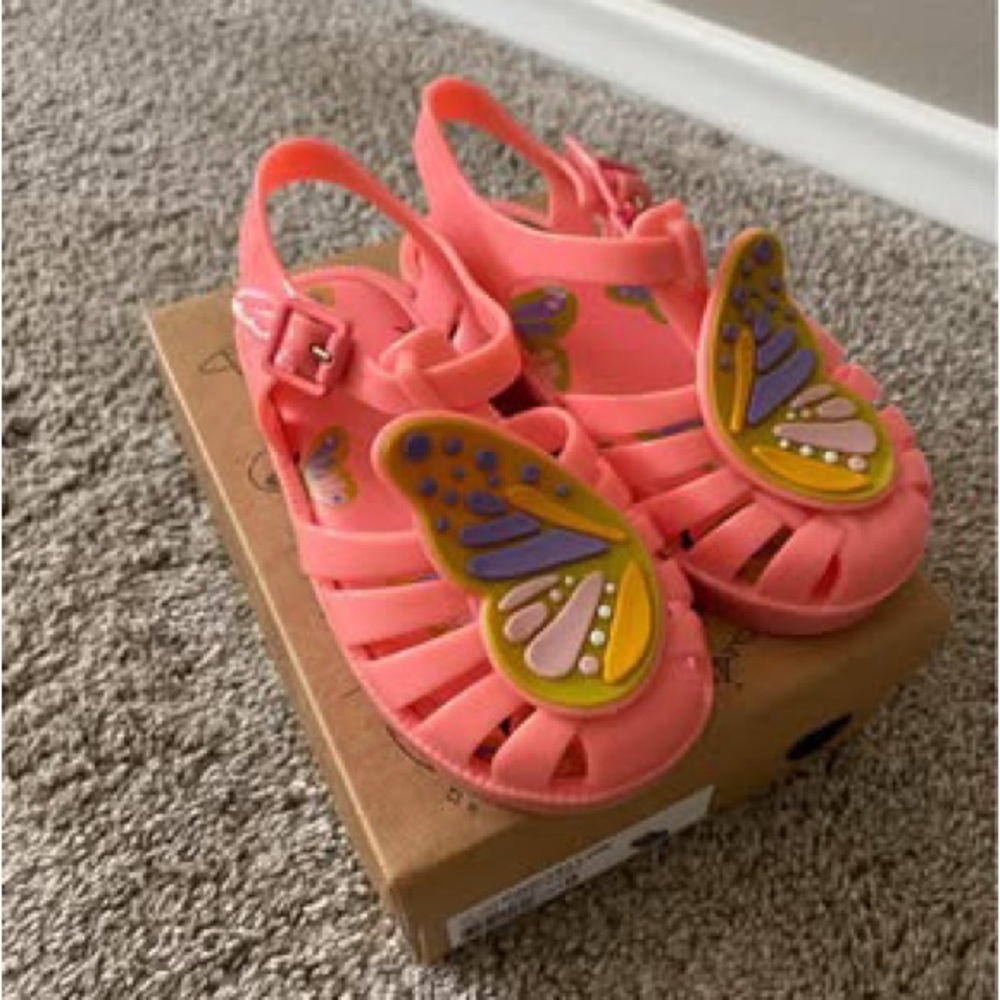 Kids Pink Butterfly Sandals